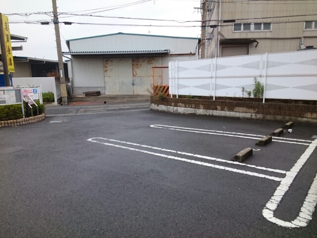 14/20 駐車場