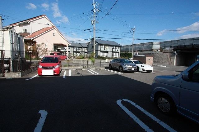 14/20 駐車場