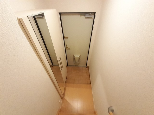 5/20 玄関