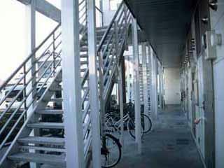 13/21 エントランス