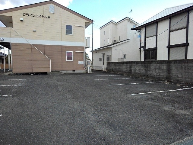 14/20 駐車場