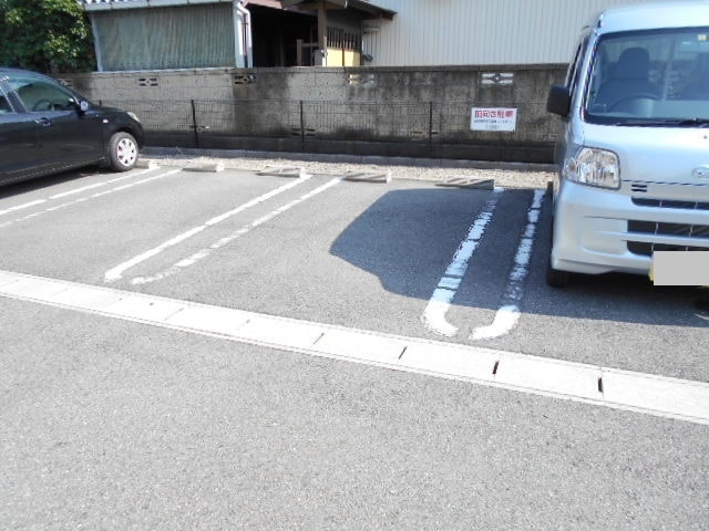 14/20 駐車場