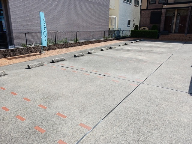 14/20 駐車場
