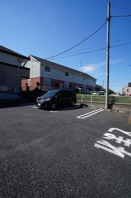 17/25 駐車場