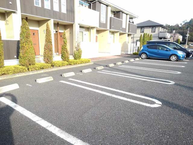 14/20 駐車場