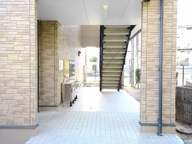 14/20 エントランス