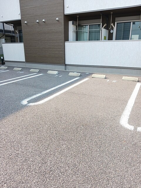 15/25 駐車場