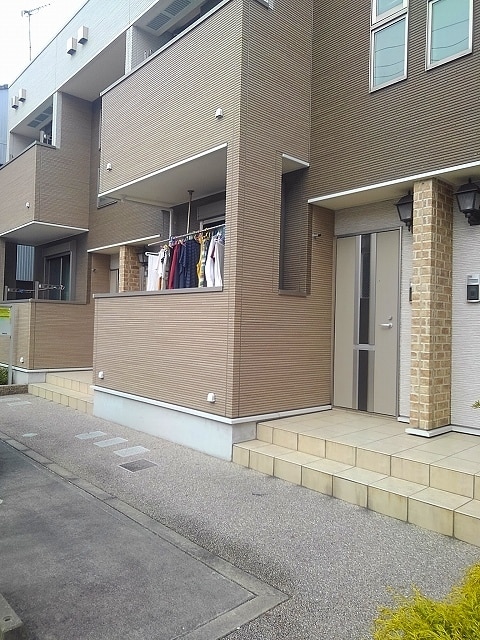 14/17 エントランス