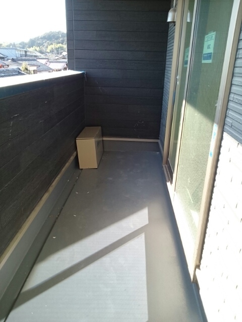 13/20 バルコニー