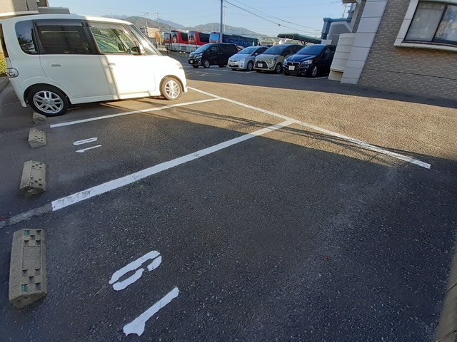 2/8 駐車場