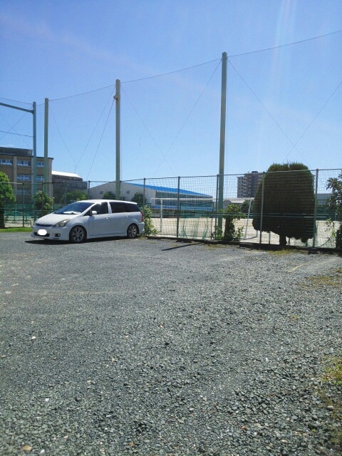 21/26 駐車場