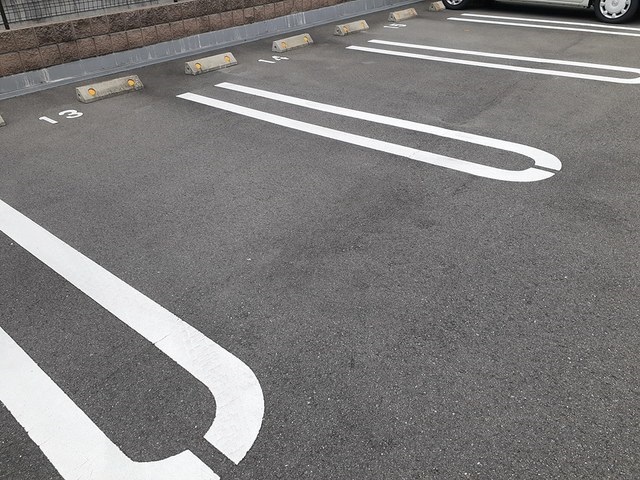 14/20 駐車場