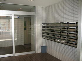 14/16 エントランス