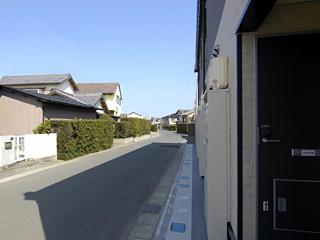 14/22 エントランス