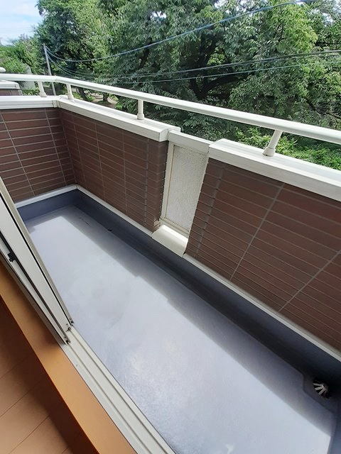 13/21 バルコニー