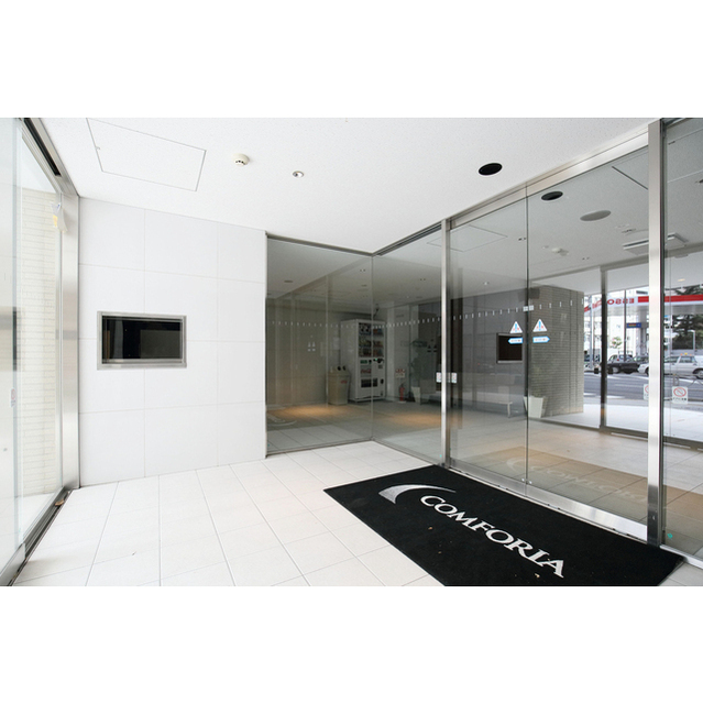 14/26 エントランス