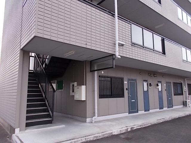 19/26 エントランス