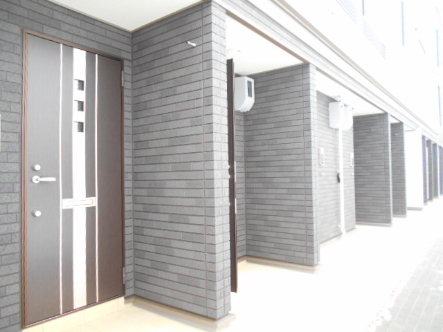 13/20 エントランス