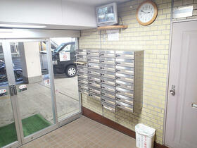 15/15 エントランス