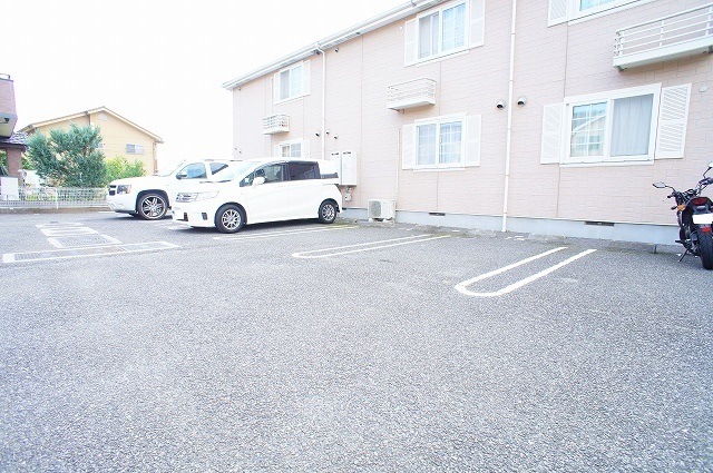 14/20 駐車場