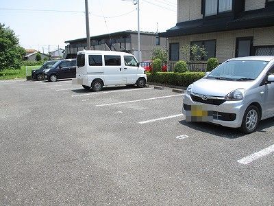 14/20 駐車場