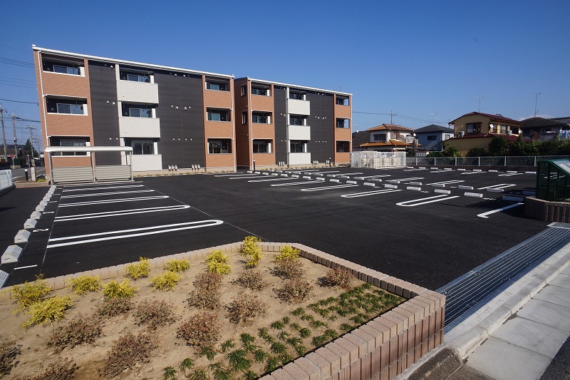 14/20 駐車場
