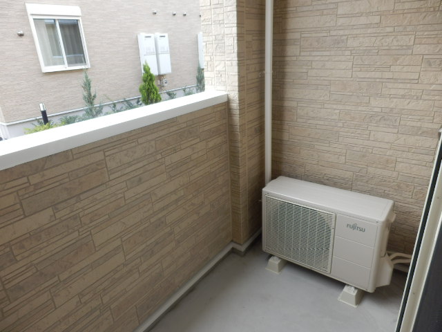 18/28 バルコニー