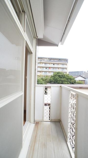 14/28 バルコニー