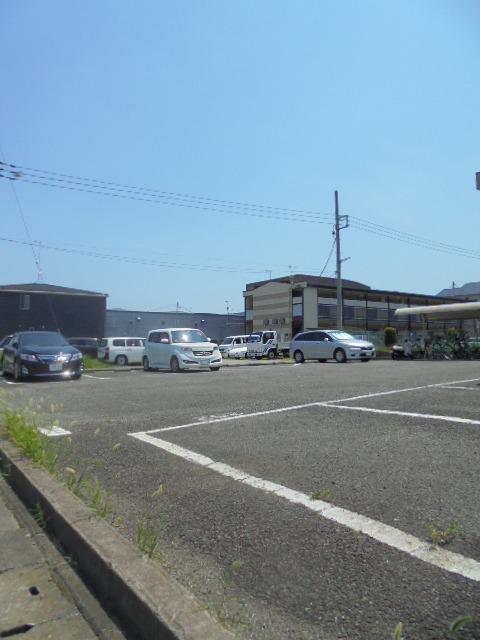 14/22 駐車場