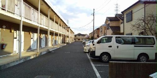 14/14 駐車場