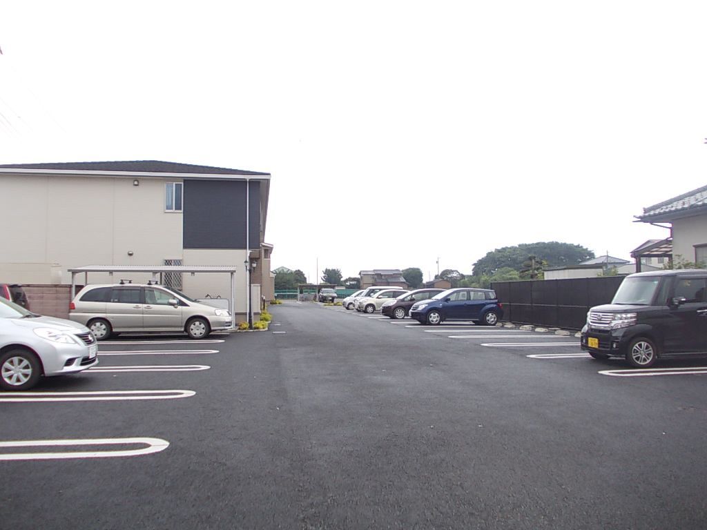 26/30 駐車場