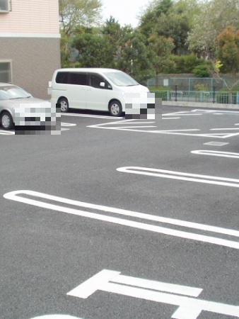 16/25 駐車場
