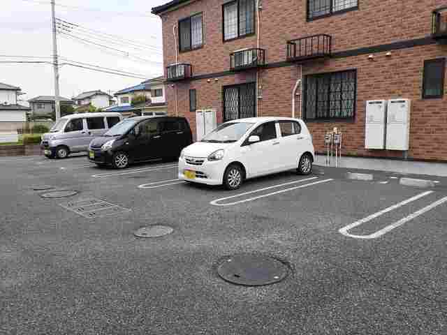 14/20 駐車場
