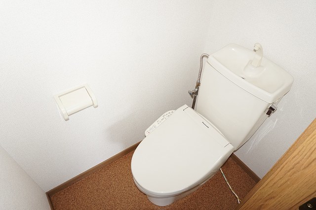 13/18 バルコニー