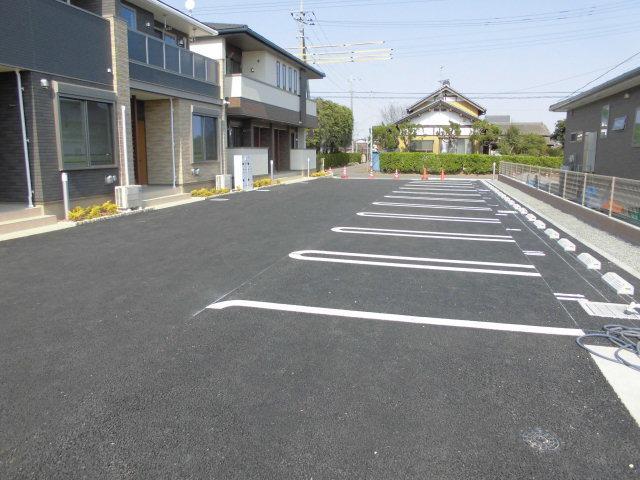 16/23 駐車場