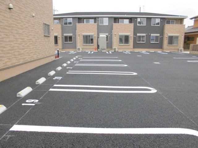 14/20 駐車場