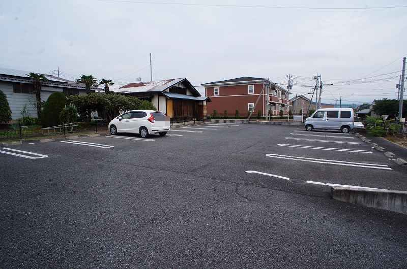 14/20 駐車場