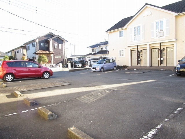 14/20 駐車場