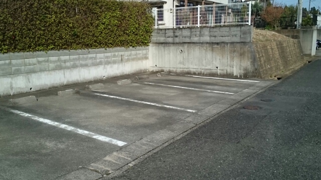 14/20 駐車場