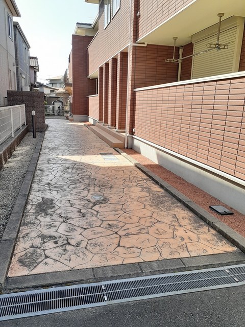 21/28 エントランス