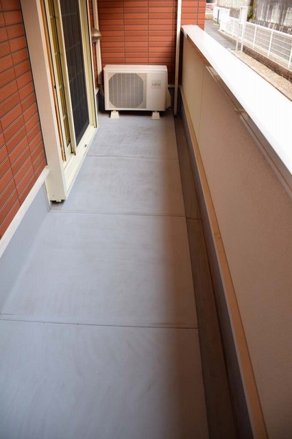 16/28 バルコニー