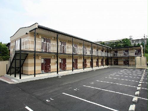 13/18 エントランス