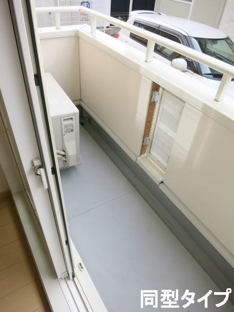 20/30 バルコニー