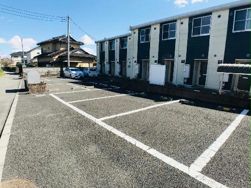 2/10 駐車場