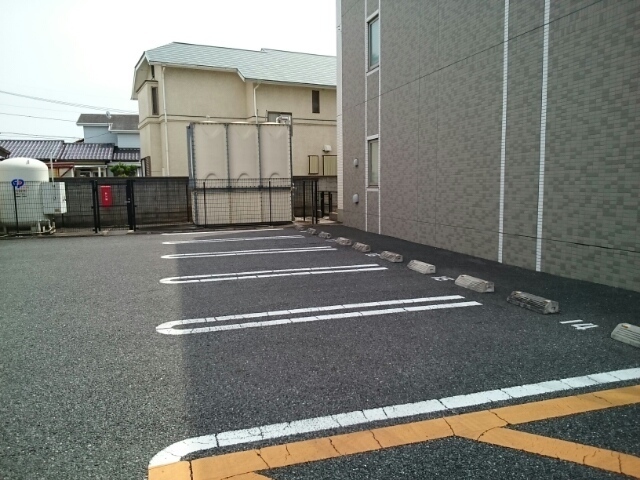 14/20 駐車場