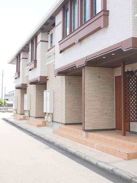 20/28 エントランス