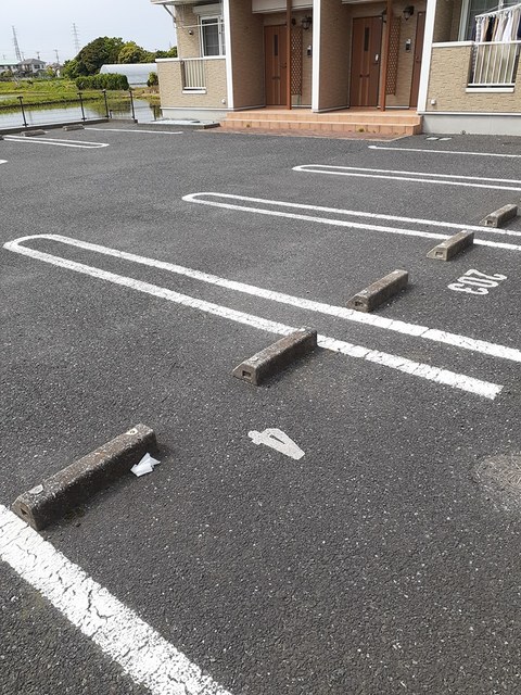 2/8 駐車場