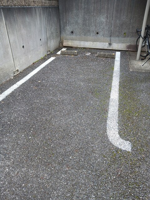 2/8 駐車場