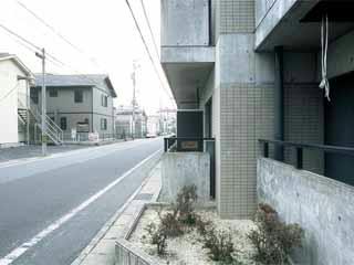 14/20 エントランス