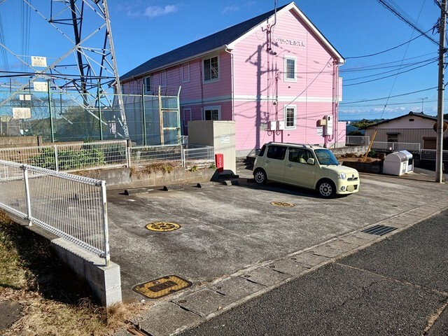 14/20 駐車場